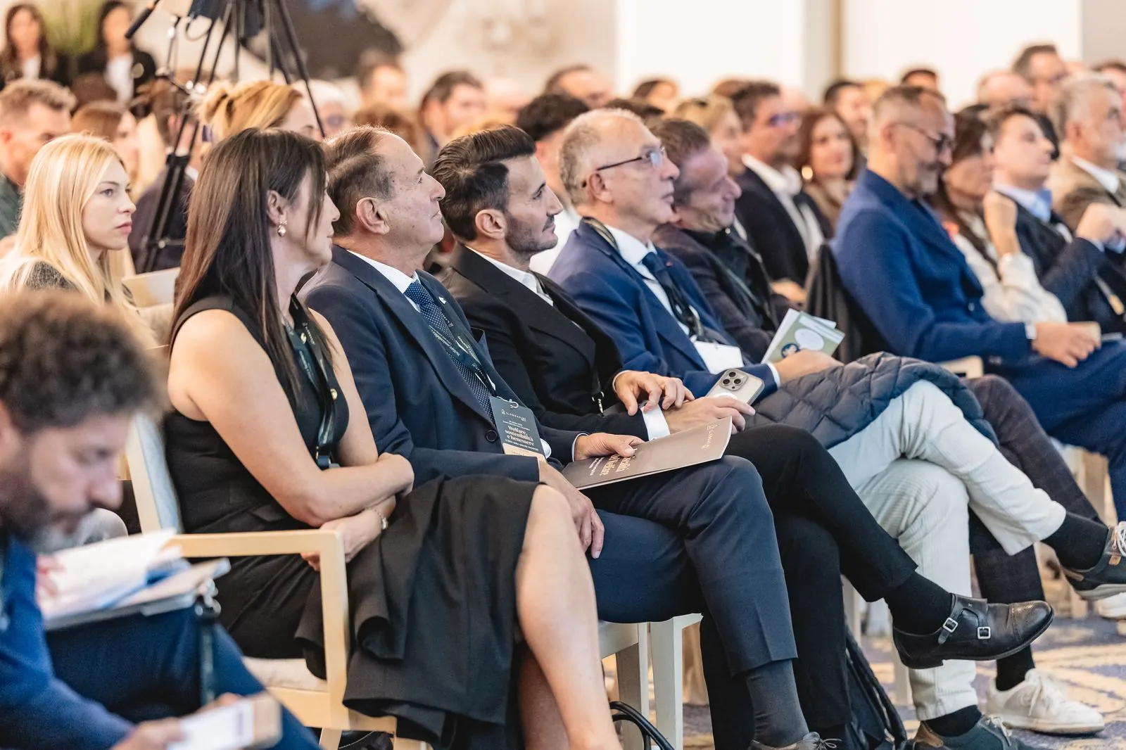 Platea in ascolto Lungarini Biz 2025
